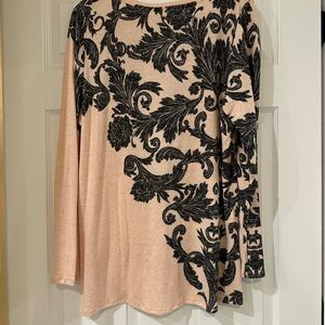 Chico's Black and Cream Long Sleeve Top